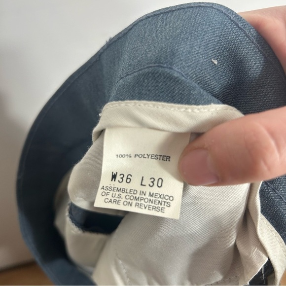 Levi’s Action Slacks Pants Sz 36x30 Blue Pleated Work Career Dress - Picture 10 of 10